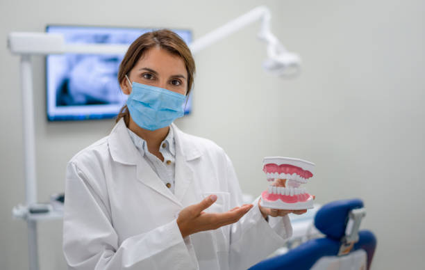 Best Emergency Tooth Extraction  in Mont Belvieu, TX